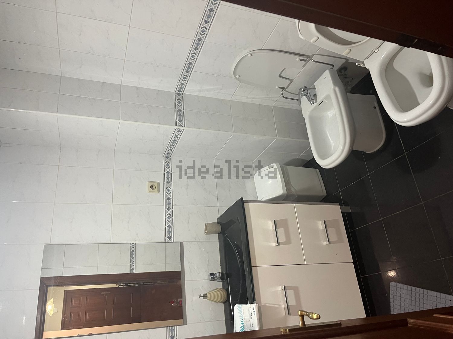 出租房间在Rua da Escola Hoteleira, 10 - 卫生间