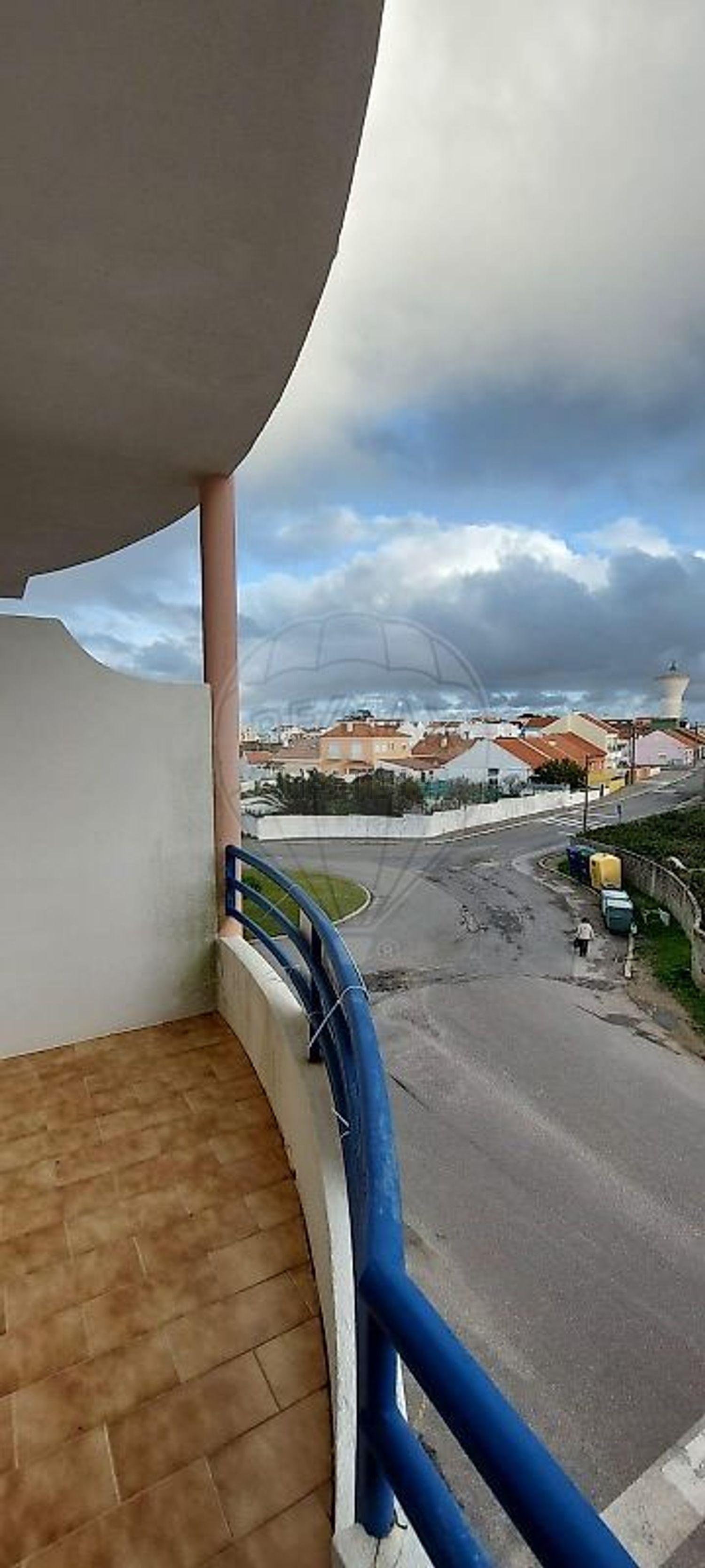 公寓 t2出售在Rua da Restauração, 18 - 阳台