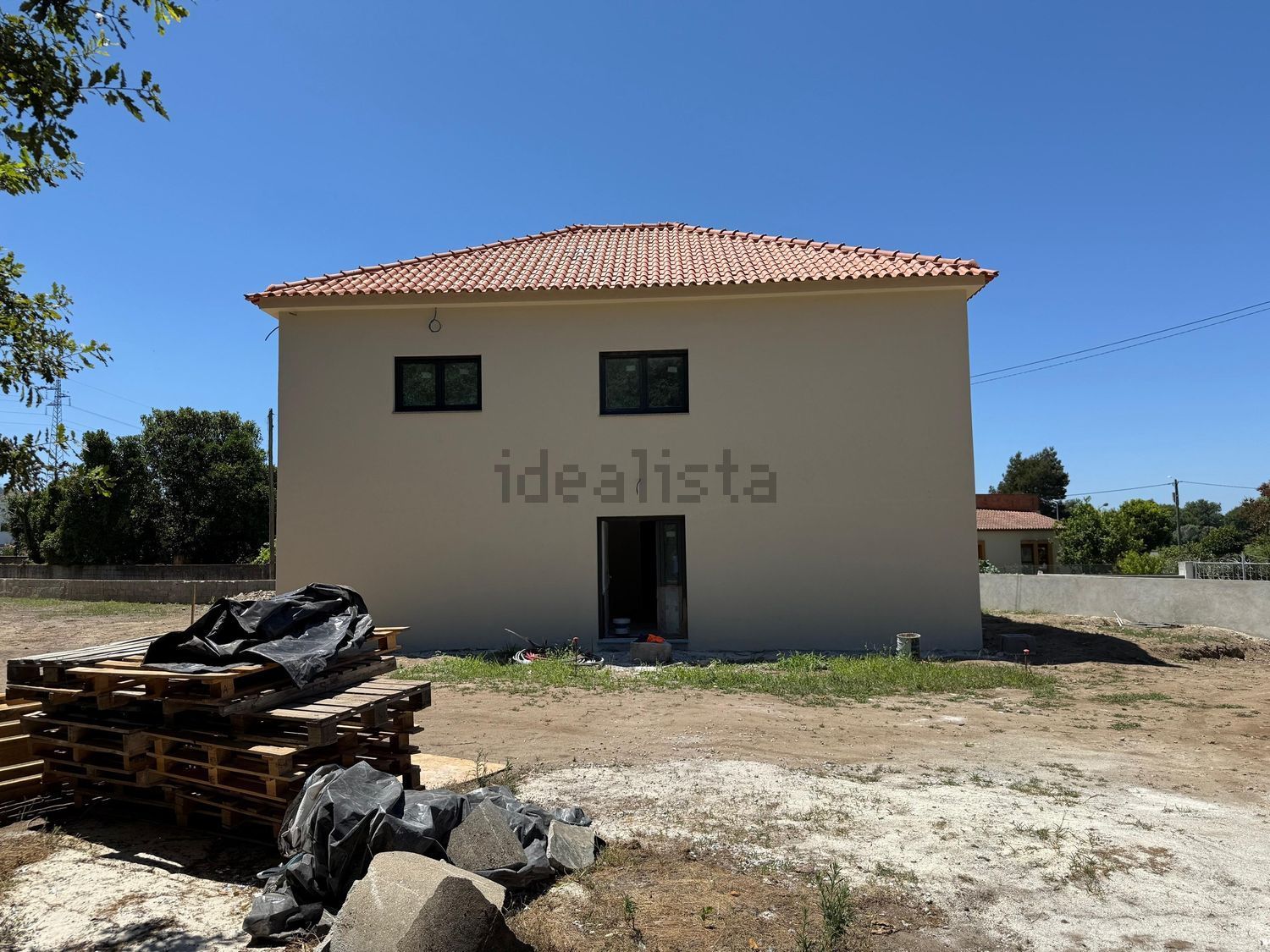 小楼房或独栋别墅出售在Subportela - Deocriste - Portela Susã - 外立面
