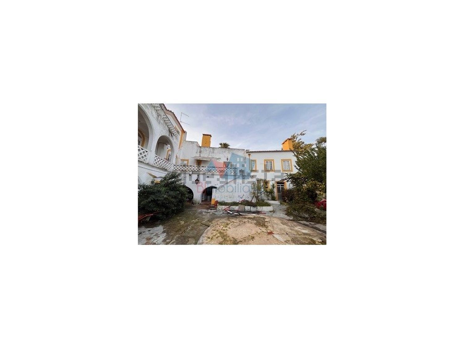 小楼房或独栋别墅出售在Salvador e Santa Maria da Feira - 照片