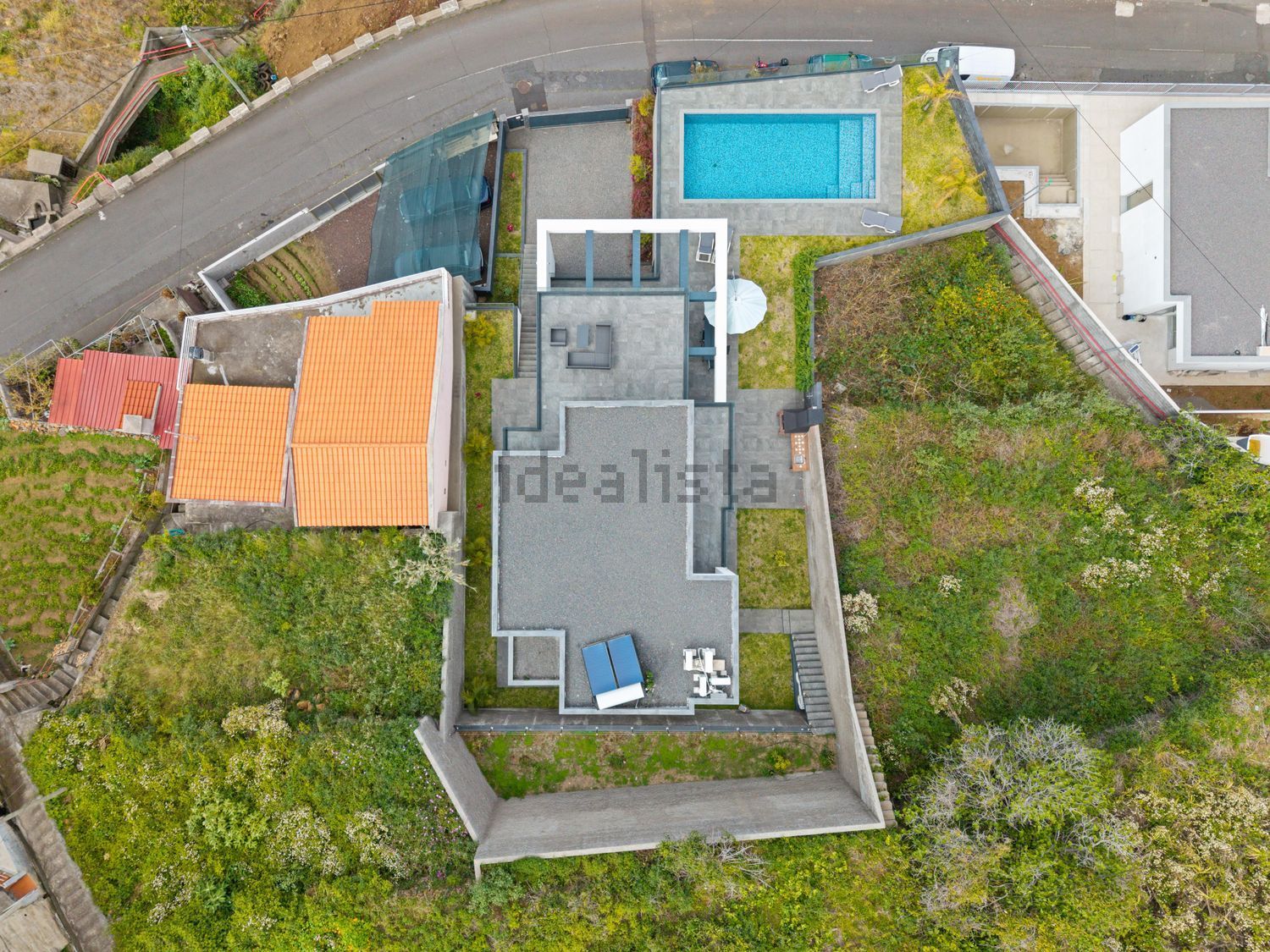 小楼房或独栋别墅出售在Estrada do Moreno - 平面图