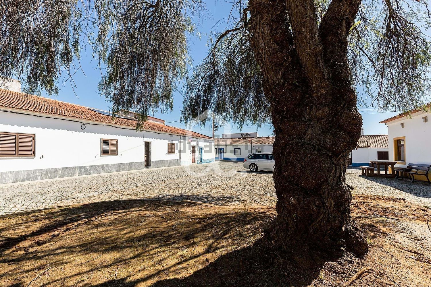 小楼房或独栋别墅出售在Rua de São Lourenço, 23 - 外立面