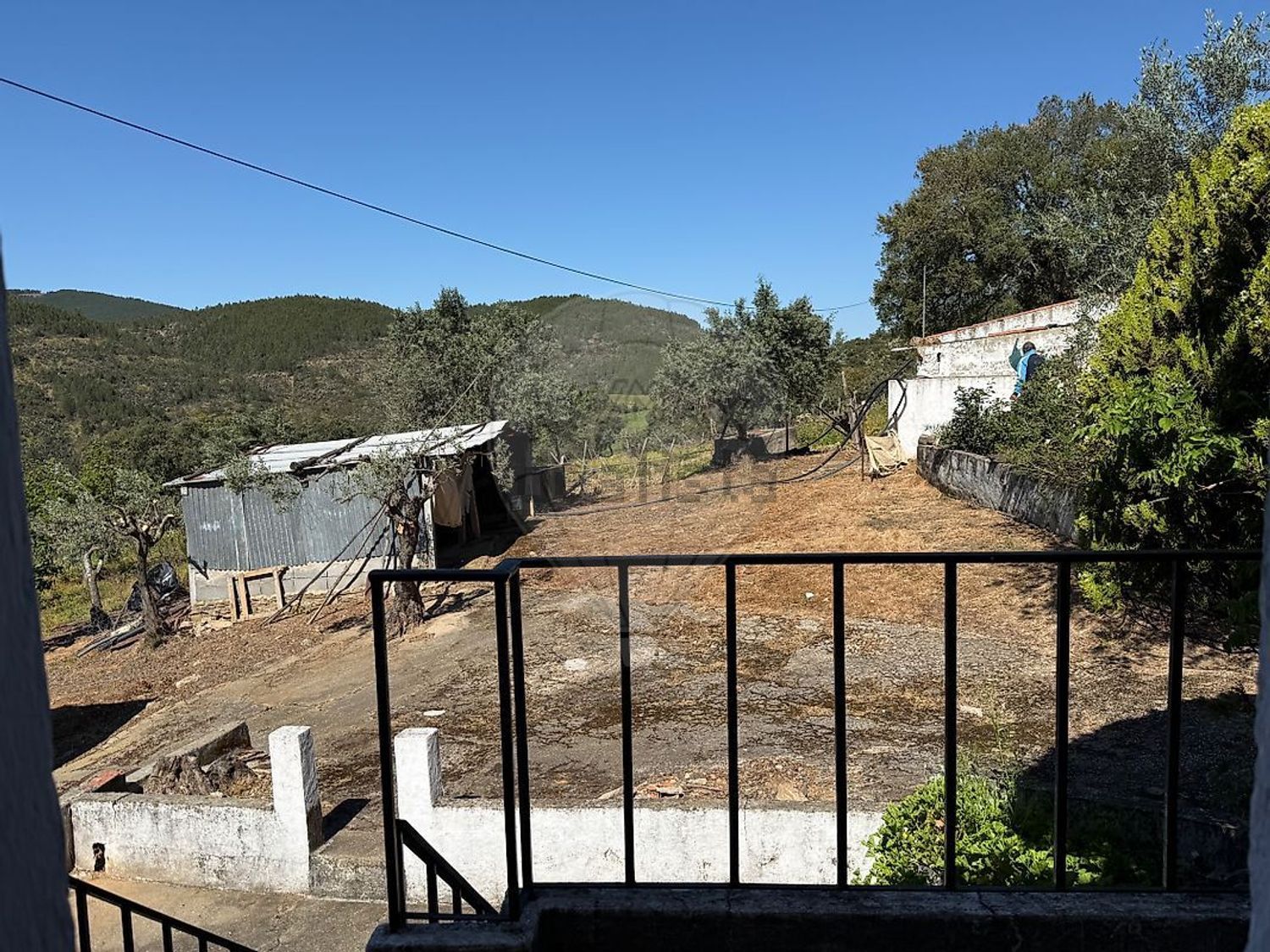小楼房或独栋别墅出售在Estrada Sem Nome - 外立面