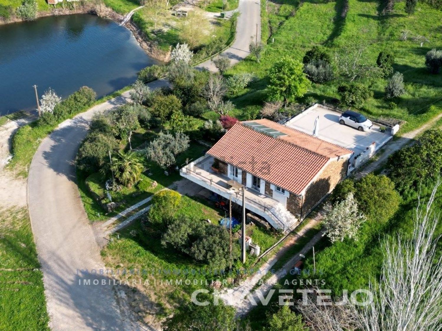 小楼房或独栋别墅出售在Rua da Albufeira, 71 - 视线