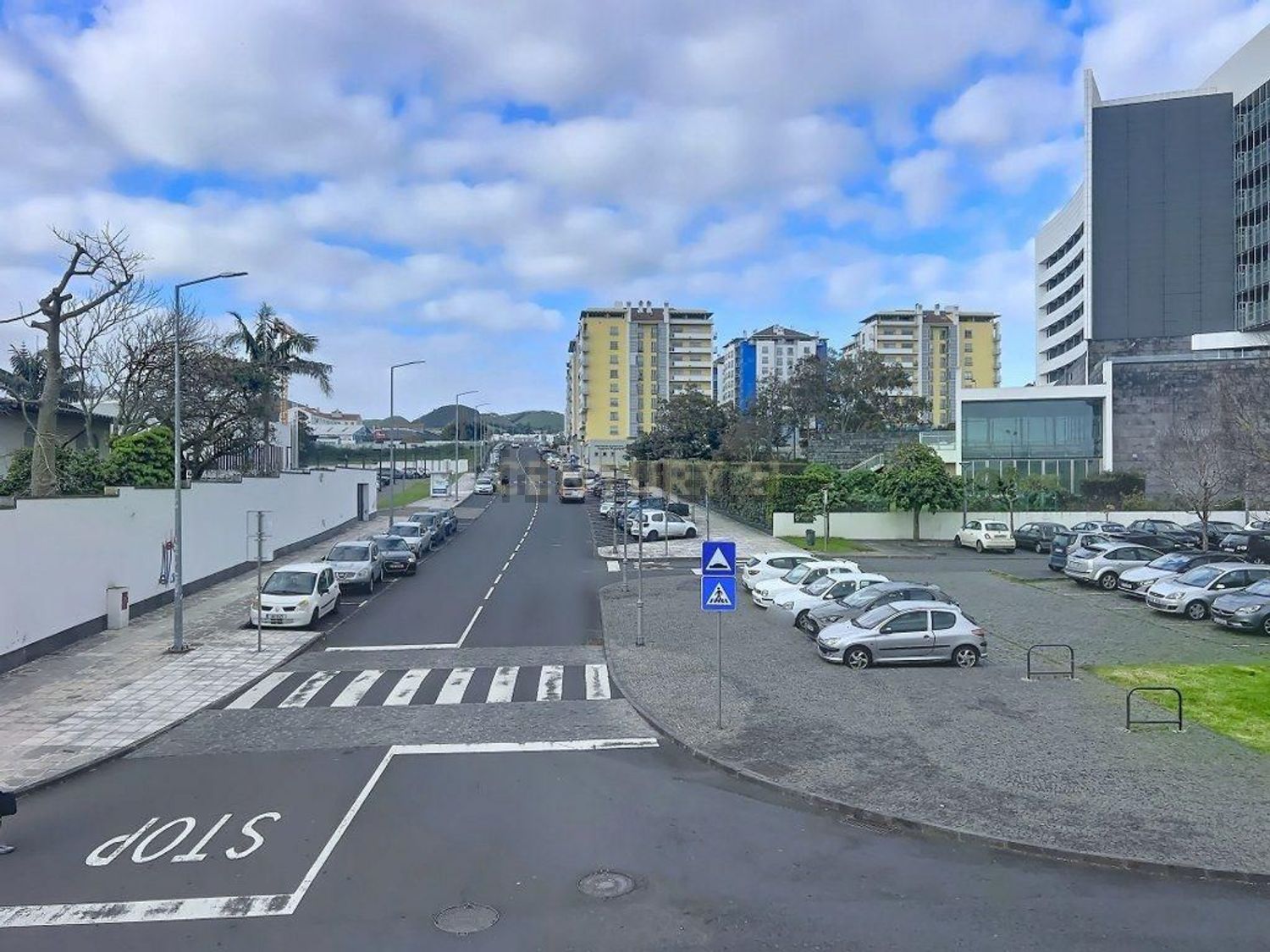 双拼别墅出售在Rua da Mãe de Deus, 17 k - 视线