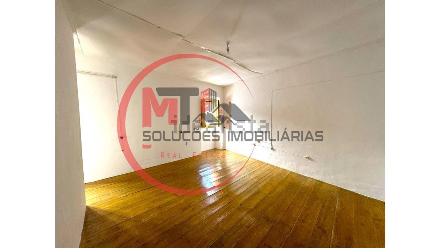 联排别墅出售在Santa Maria e Santo André - 停车位