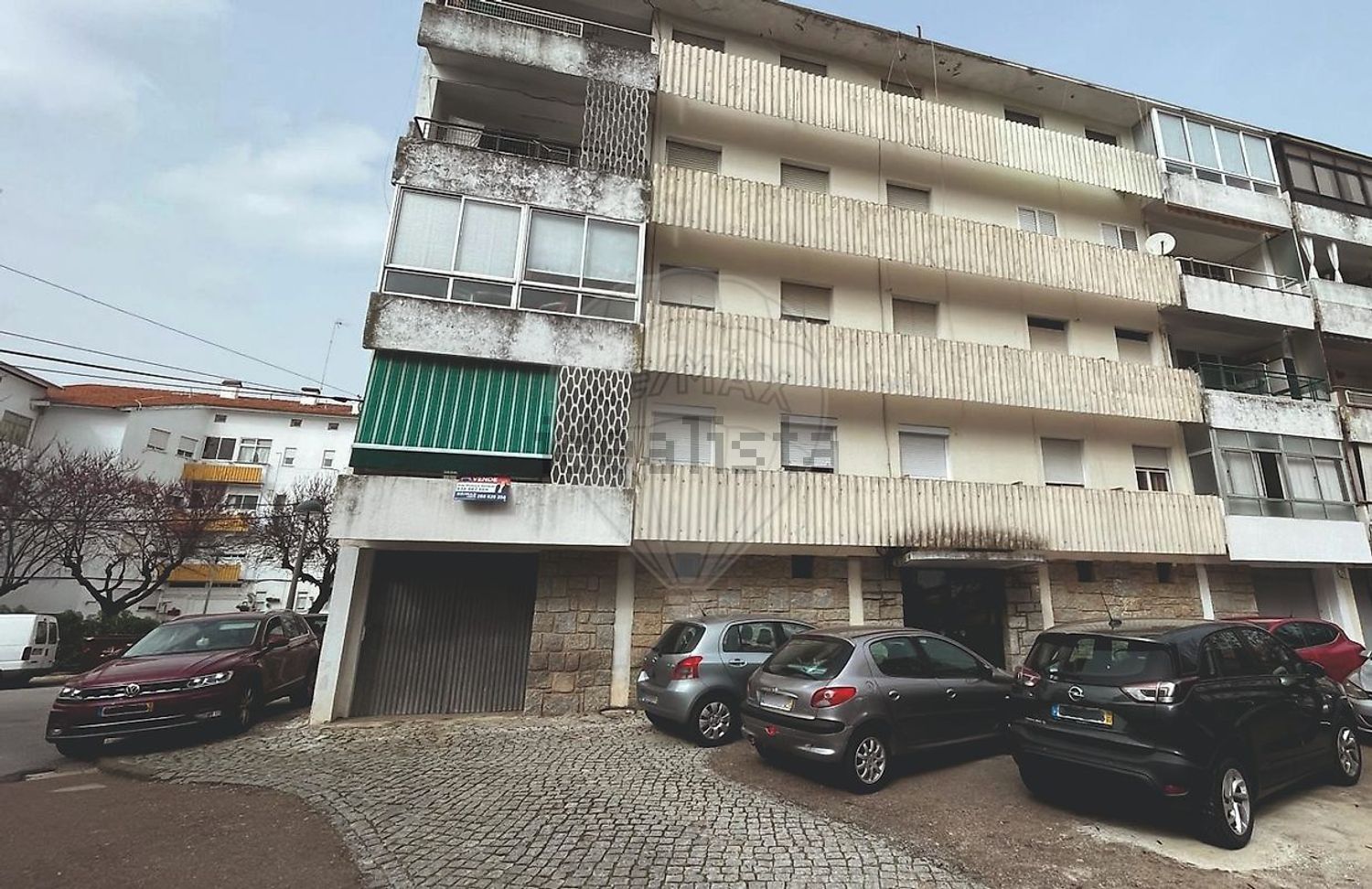 公寓 t4出售在Avenida António Sardinha - 视线