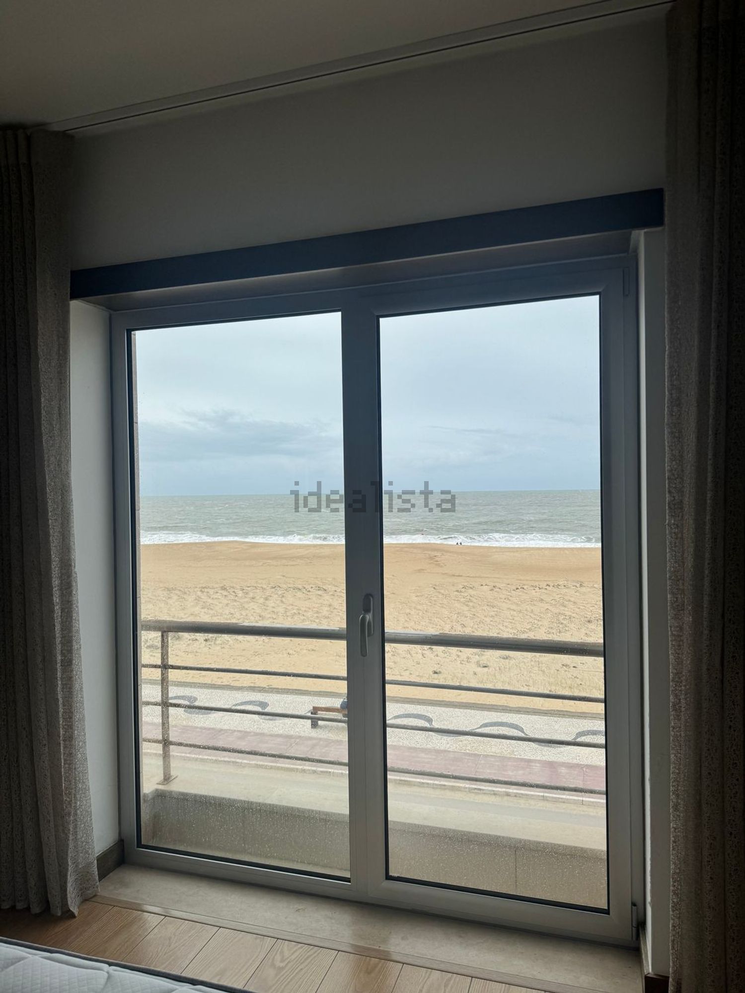 出租公寓 t2在Avenida Manuel Remígio s/n - 卧室