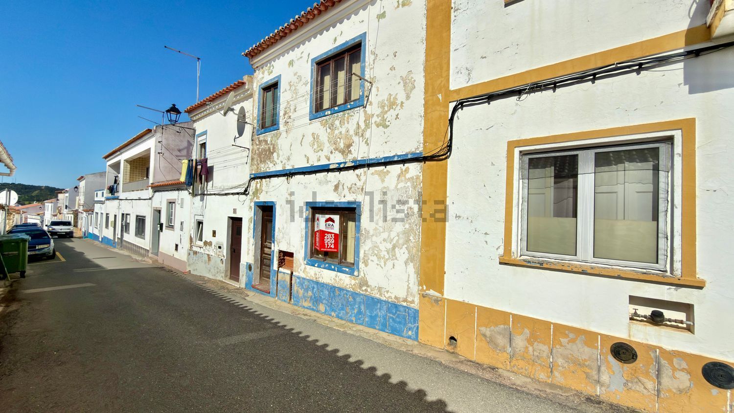 小楼房或独栋别墅出售在São Salvador e Santa Maria - 视线