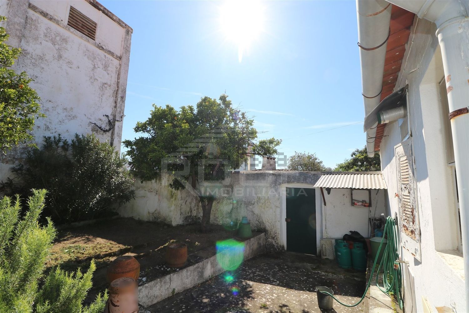 小楼房或独栋别墅出售在Vila Nova da Baronia - 阳台