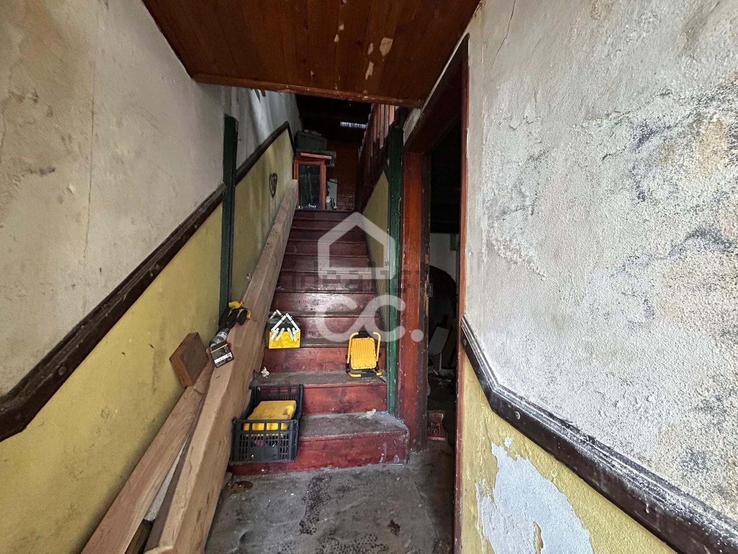 小楼房或独栋别墅出售在São José - 详情