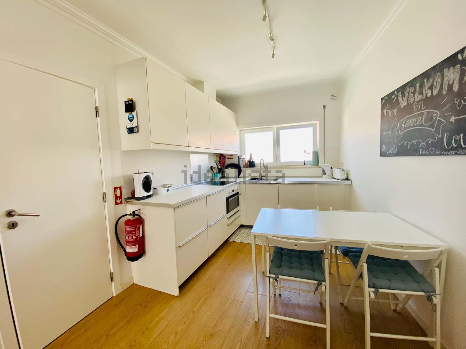 出租公寓 t2在Travessa dos Almocreves, 4 - 厨房