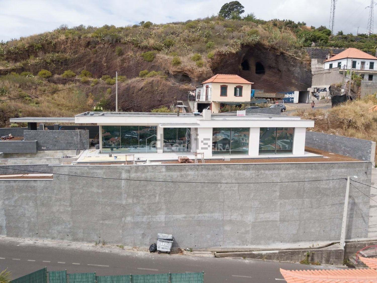 小楼房或别墅出售在Ribeira Brava - 视线