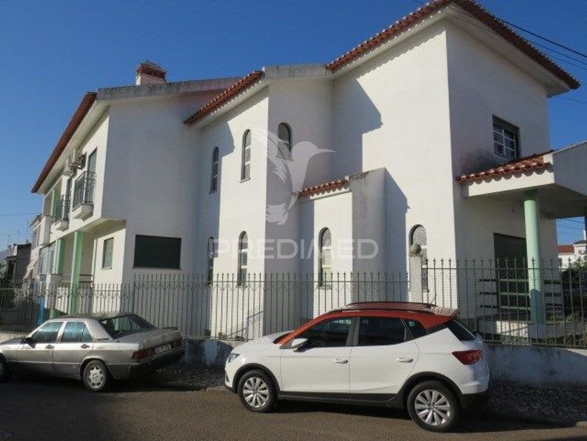 小楼房或独栋别墅出售在Caia - São Pedro - Alcáçova