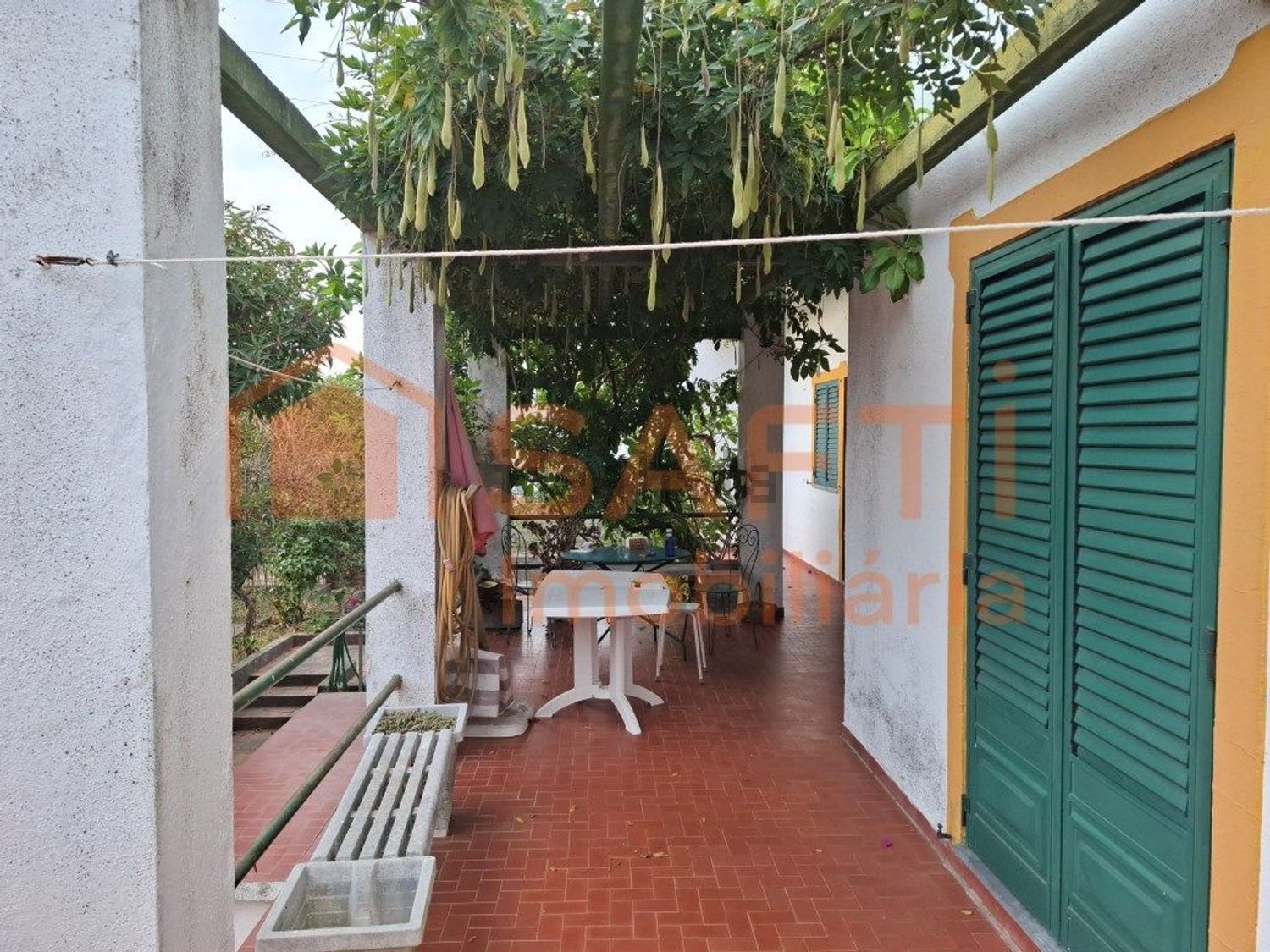 小楼房或独栋别墅出售在Rua da Boavista, 2 g - 阳台