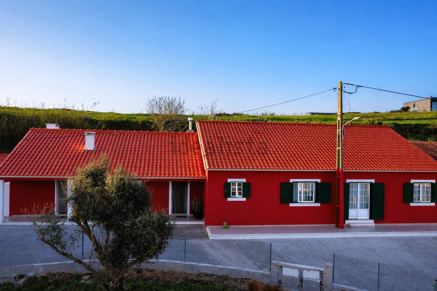 小楼房或独栋别墅出售在Rua do Casal s/n - 外立面