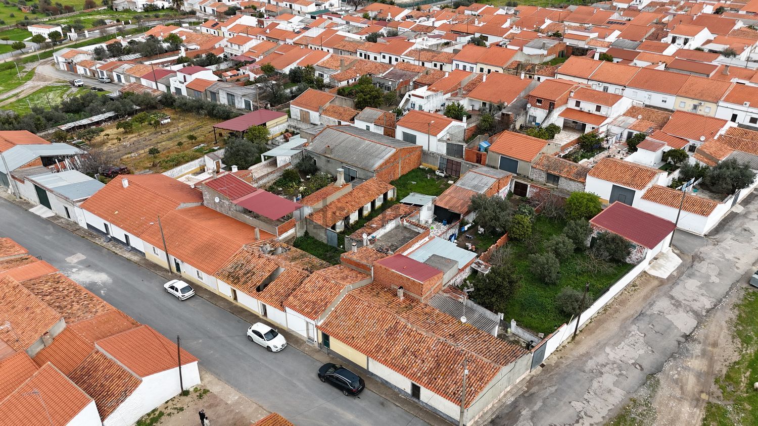联排别墅出售在Rua da Praça, 8 - 照片