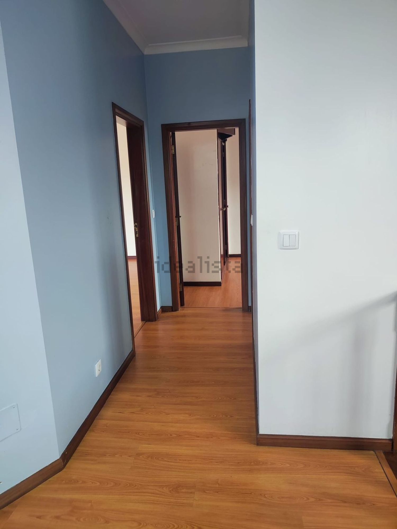 双拼别墅出售在Rua Vila Real de Santo António, 45 - 过道