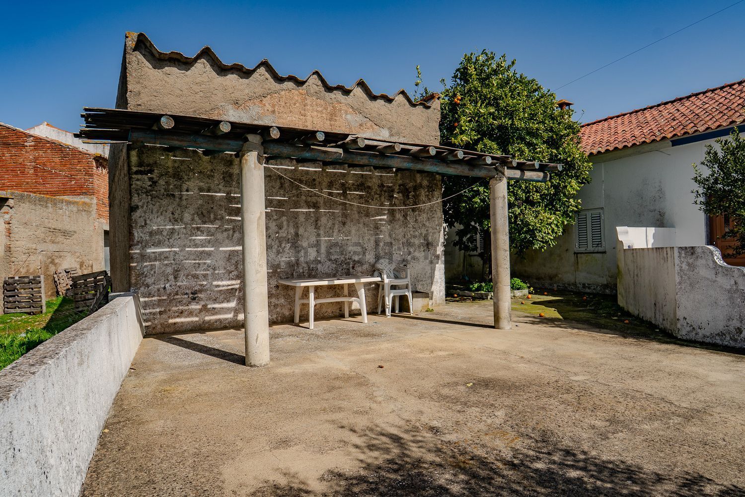双拼别墅出售在Rua da Igreja s/n - 外立面