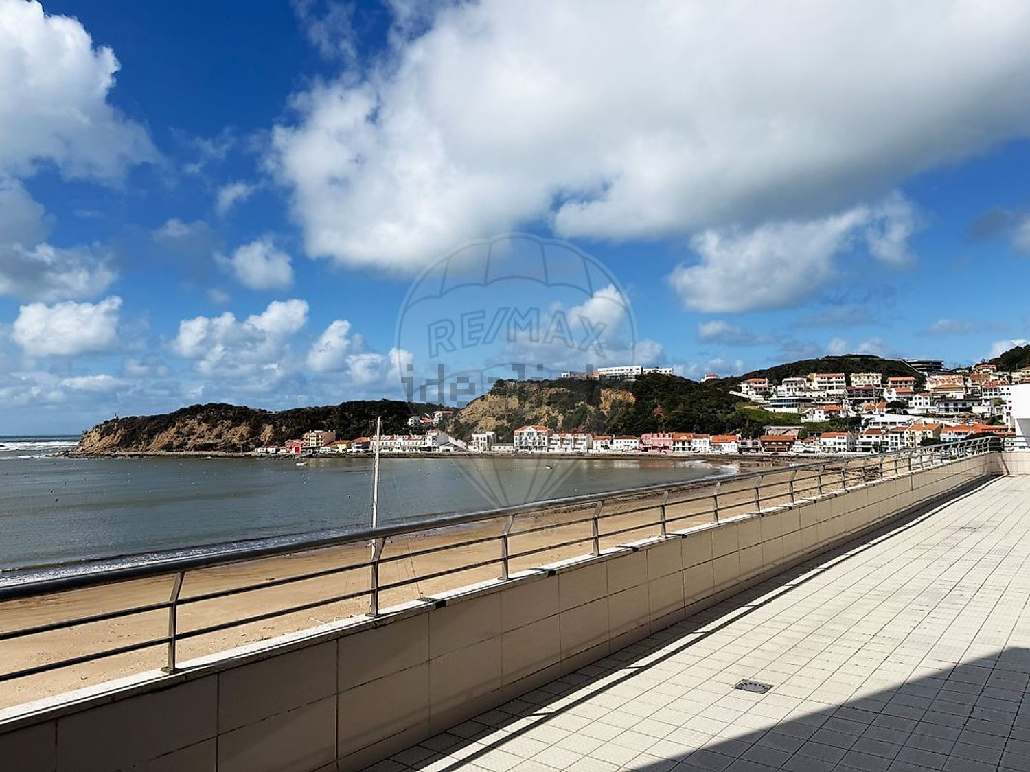 公寓 t3出售在Avenida Marginal - 视线