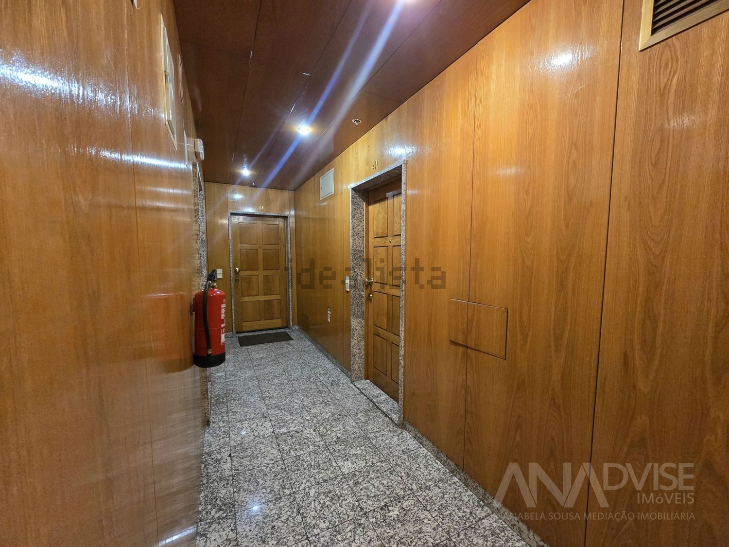 出租公寓 t2在Repeses e São Salvador - 前厅