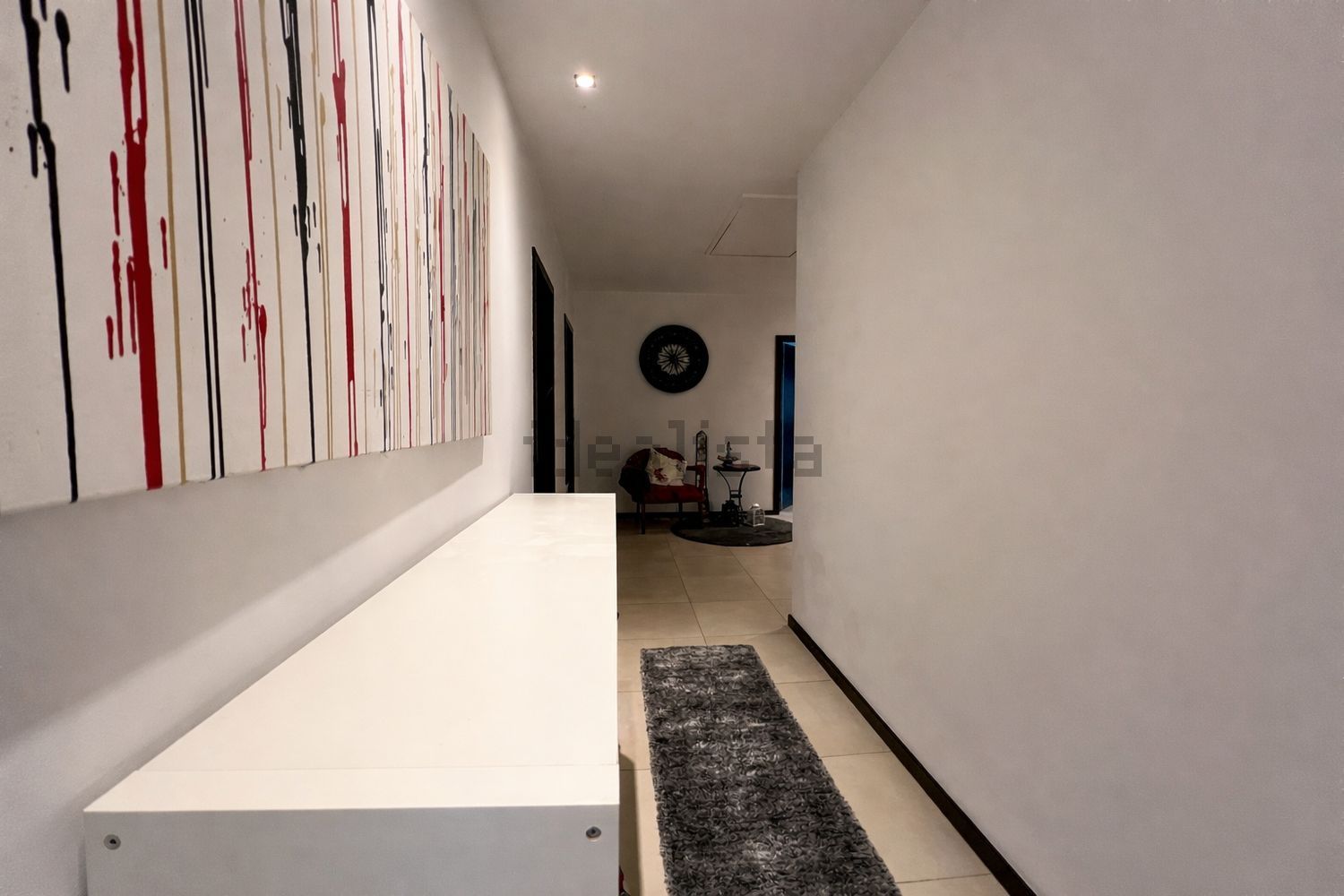 小楼房或独栋别墅出售在Vila Real - 照片