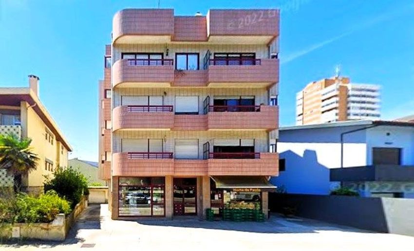 出租公寓 t2在Rua Gomes de Amorim, 601