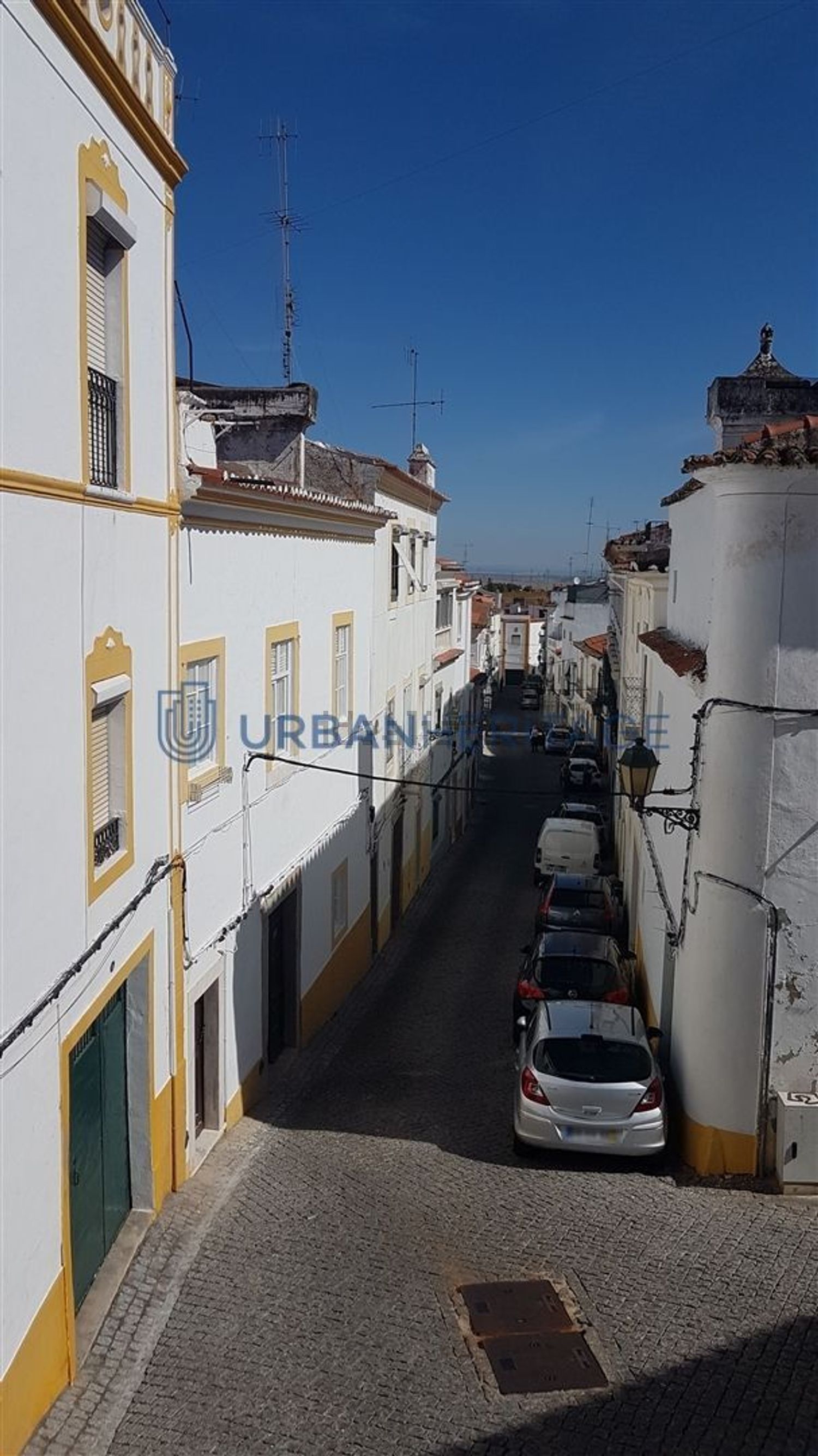小楼房或独栋别墅出售在Rua da Pedra, 5 a - 视线