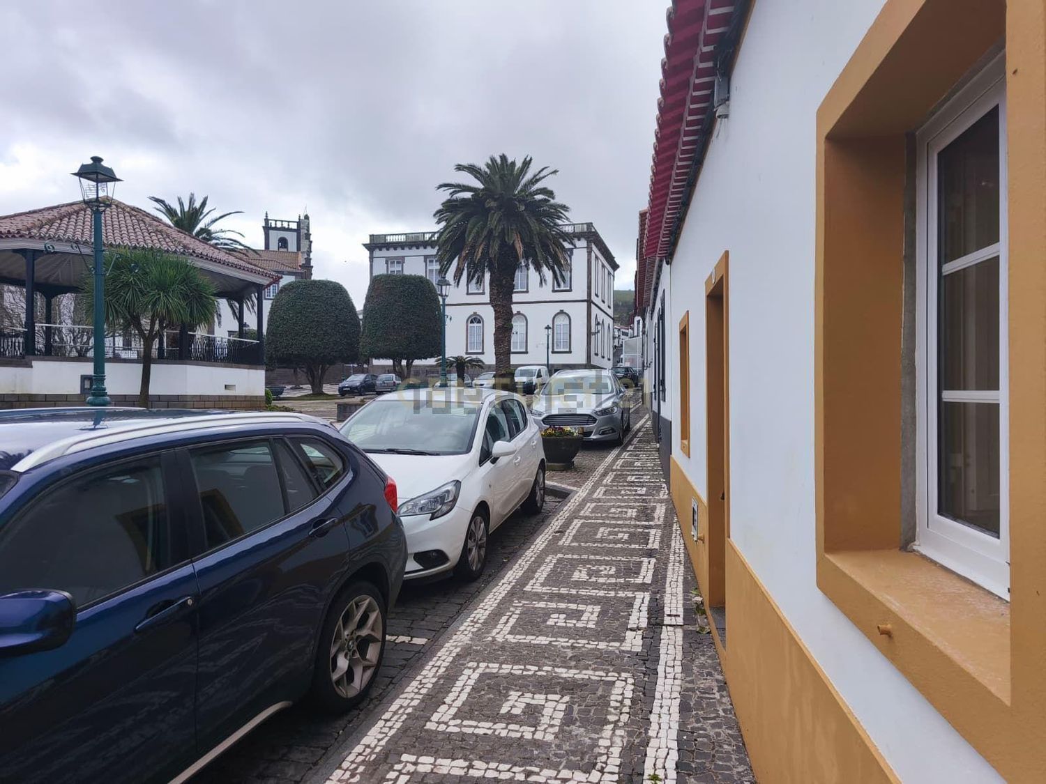 小楼房或独栋别墅出售在Rua Francisco Raposo Oliveira, 10 - 视线