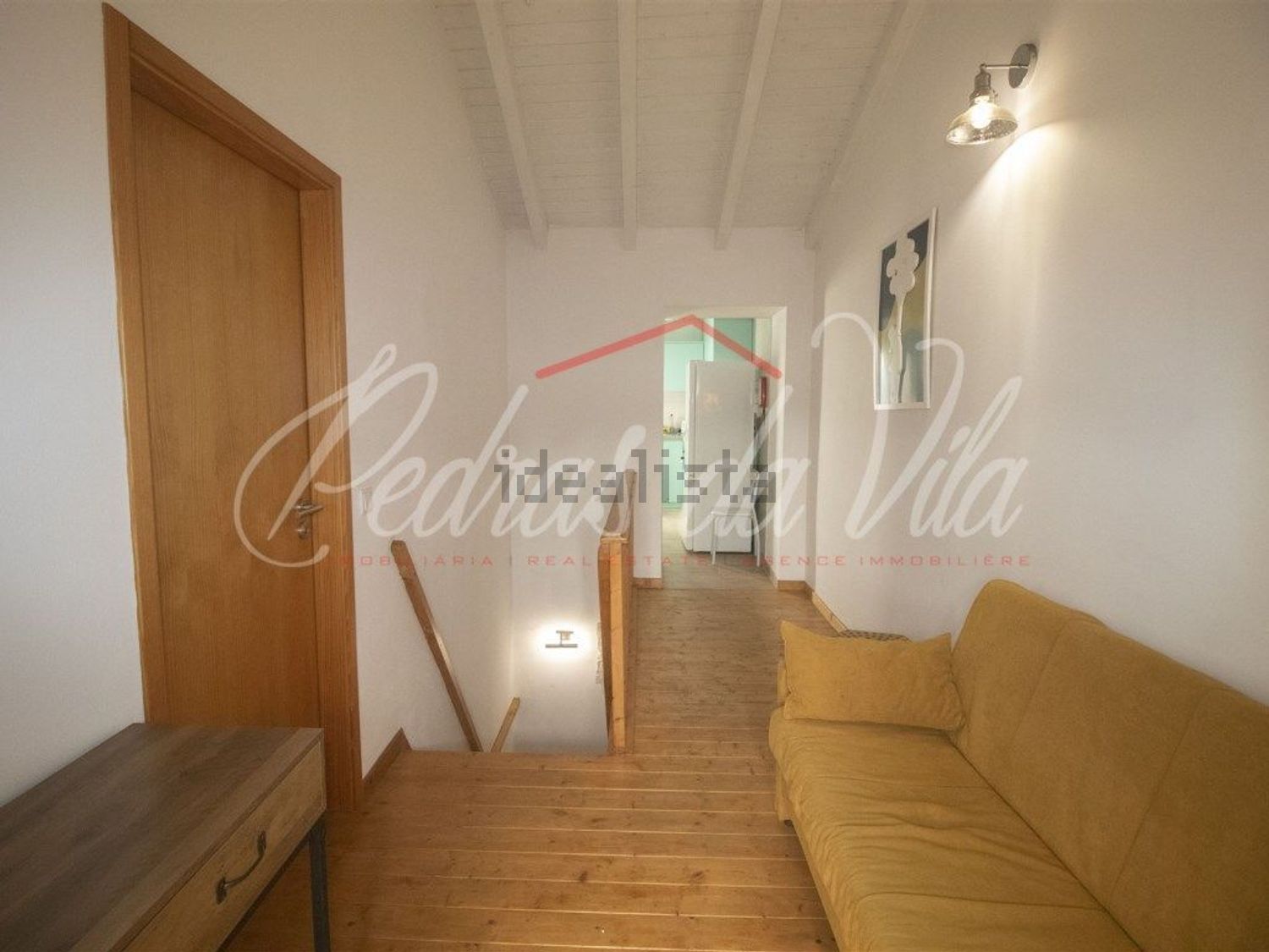 小楼房或独栋别墅出售在São Salvador e Santa Maria - 过道