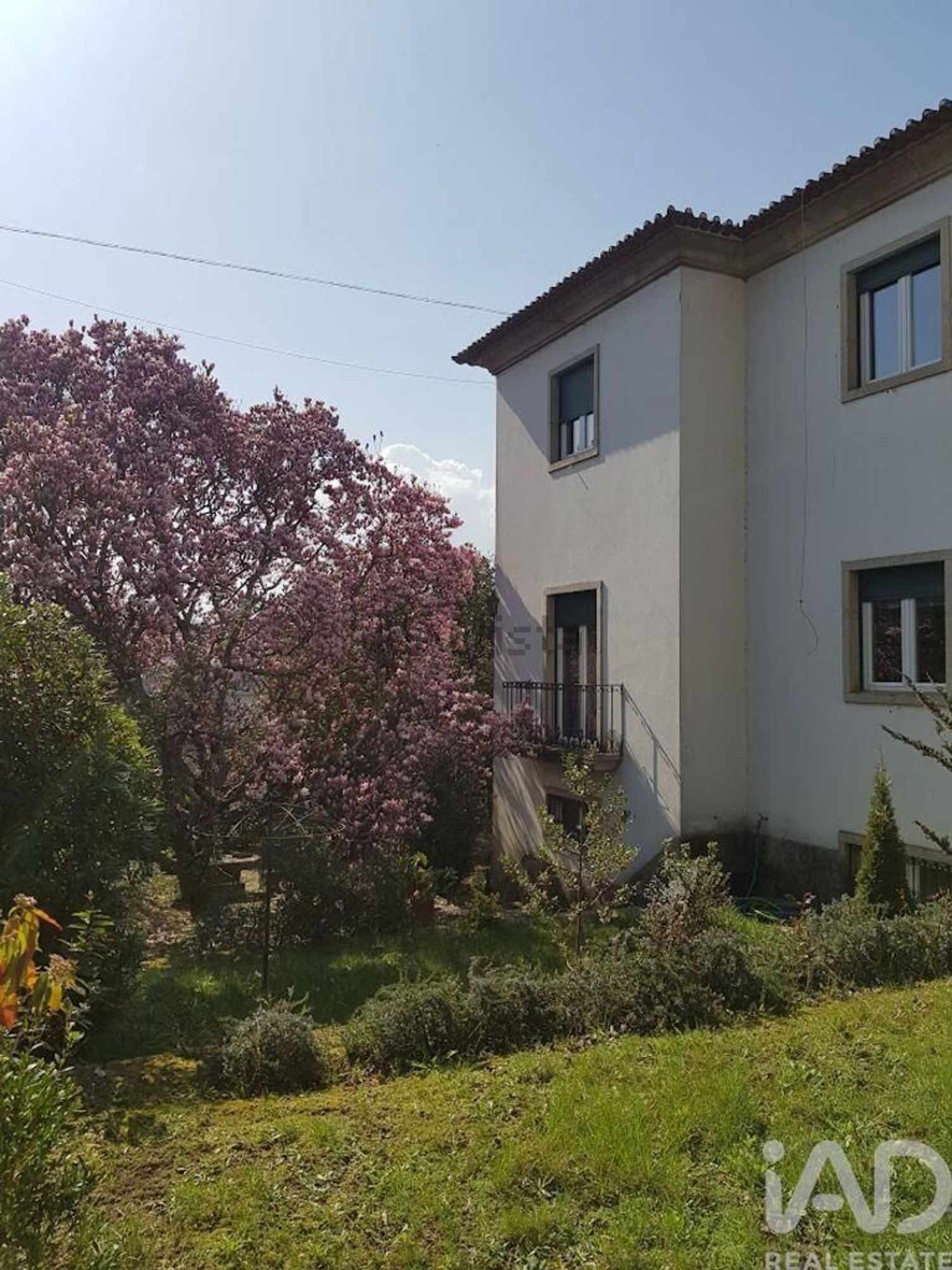 小楼房或独栋别墅出售在Vila Real - 外立面