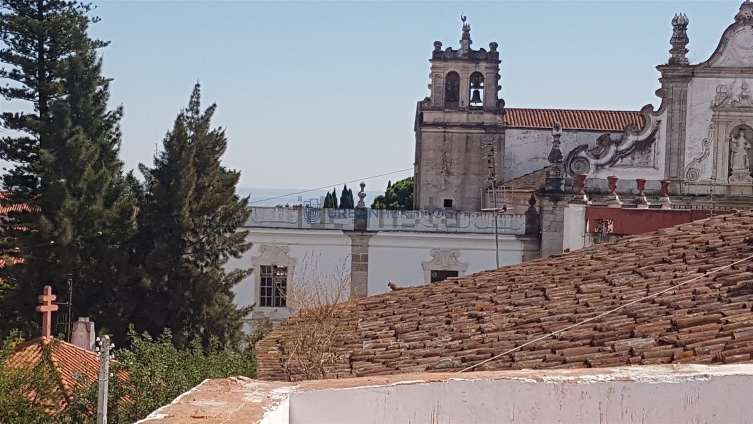 小楼房或独栋别墅出售在Rua da Pedra, 5 a - 视线