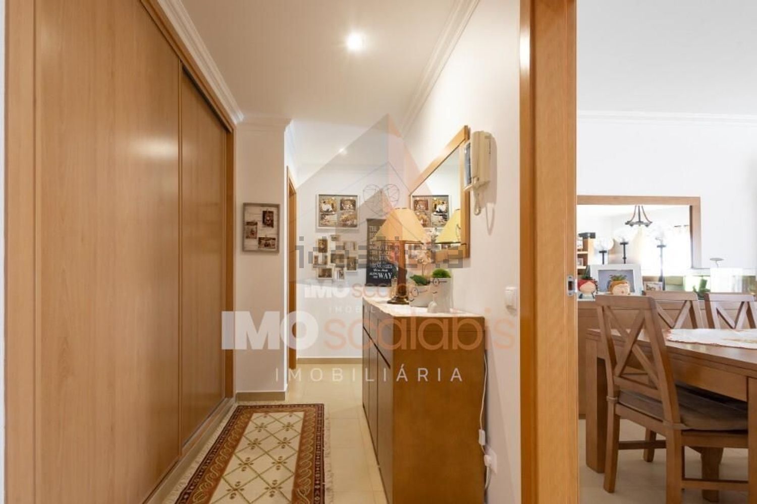 公寓 t3出售在Rua Ilha da Madeira s/n - 过道