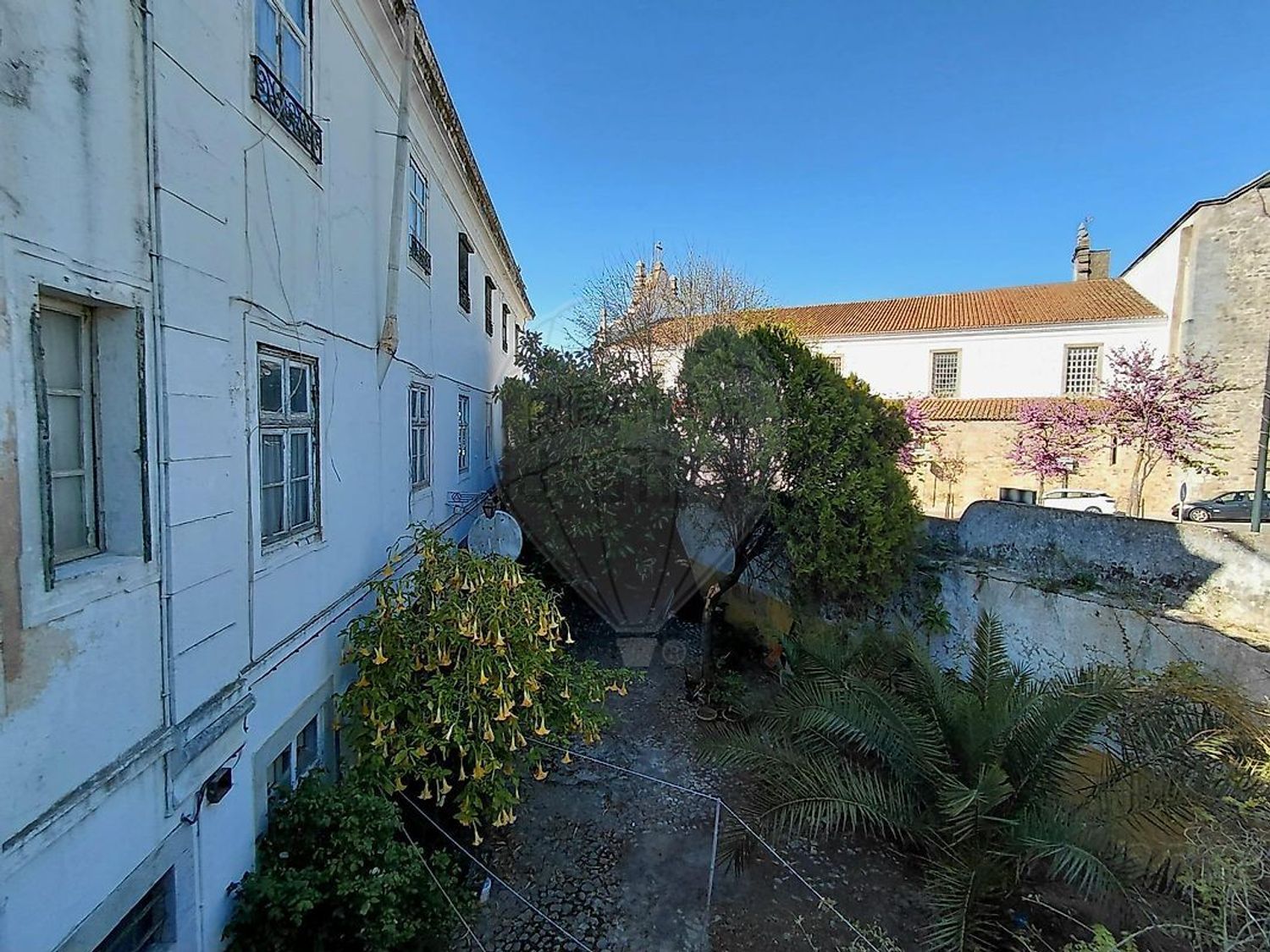 宫殿出售在Largo de São Domingues, 1 - 外立面