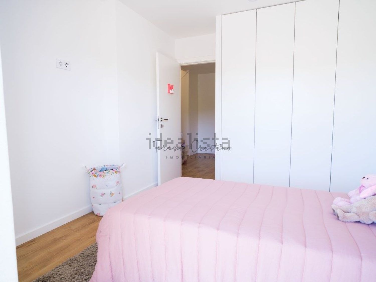 复式公寓出售在Rua da Quinta de Abade, 30 - 卧室