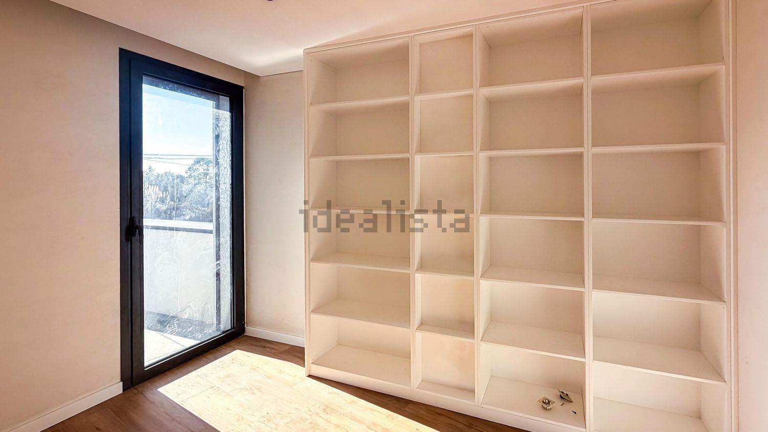 双拼别墅出售在Rua Professor Manuel Cardoso Ribeiro - 试衣间