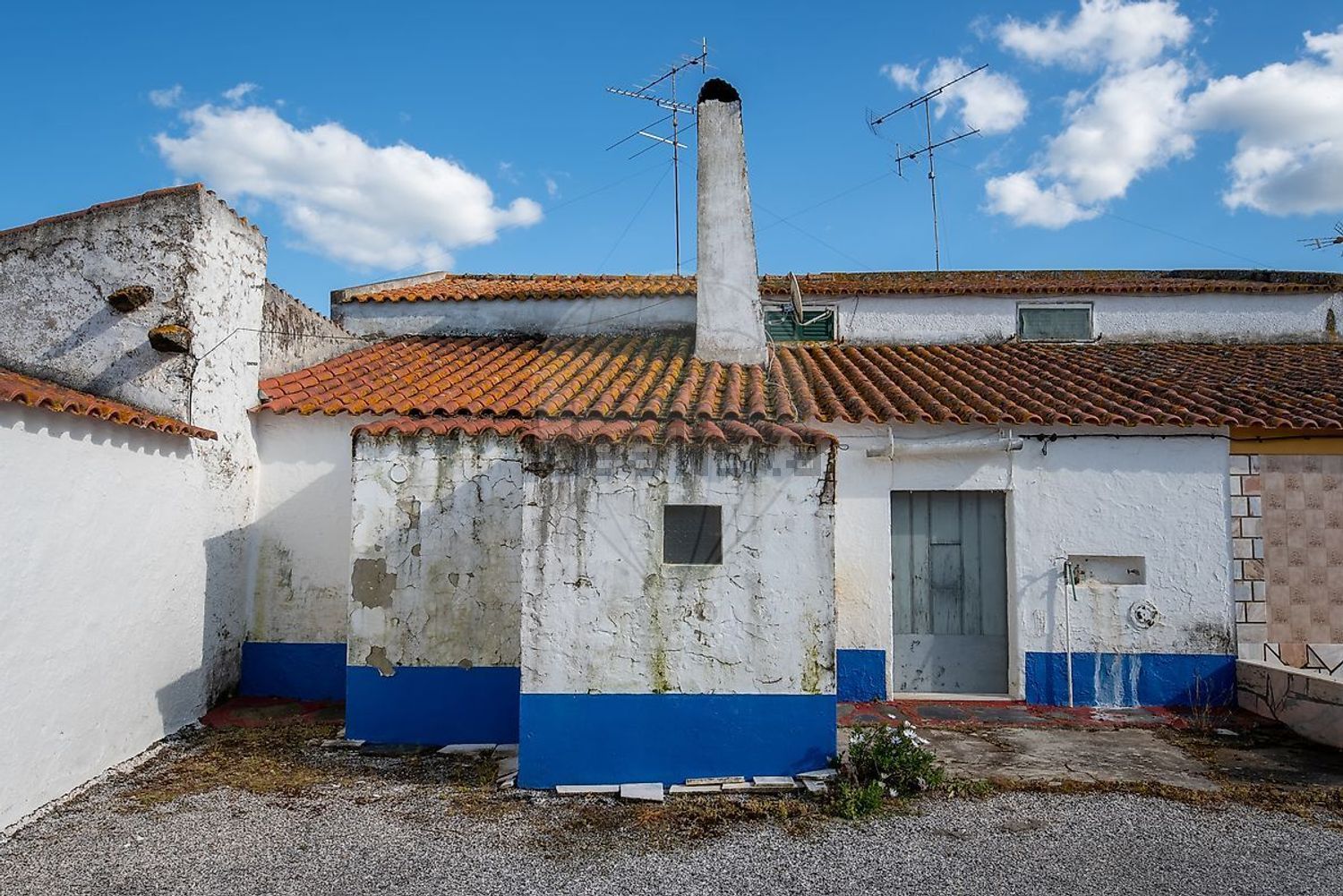 小楼房或独栋别墅出售Autoestrada do Alentejo - 外立面
