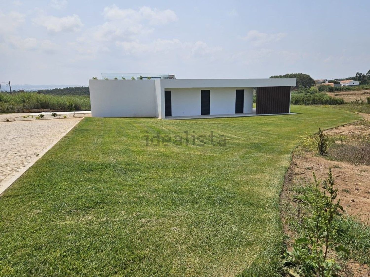 小楼房或独栋别墅出售在Santo Onofre e Serra do Bouro - 外立面
