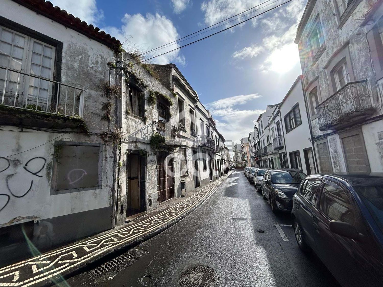 小楼房或独栋别墅出售在São José - 视线