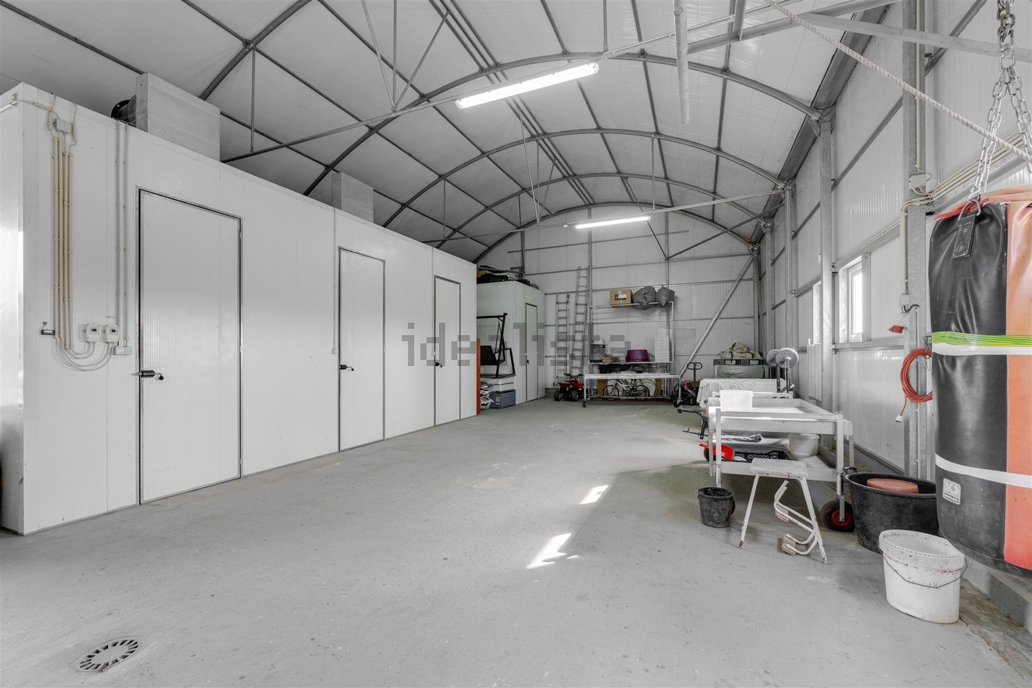 庄园出售Cm1184, 1 - 仓库