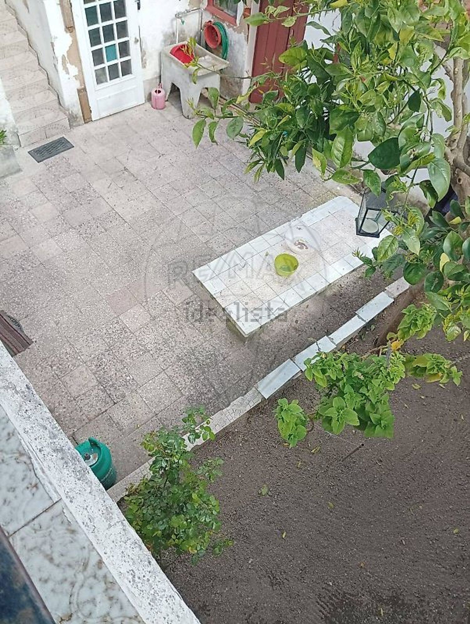 小楼房或独栋别墅出售在Rua do Codeço - 花园