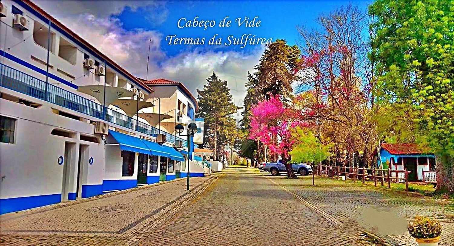 小楼房或独栋别墅出售在Rua Infante de Sagres - 视线