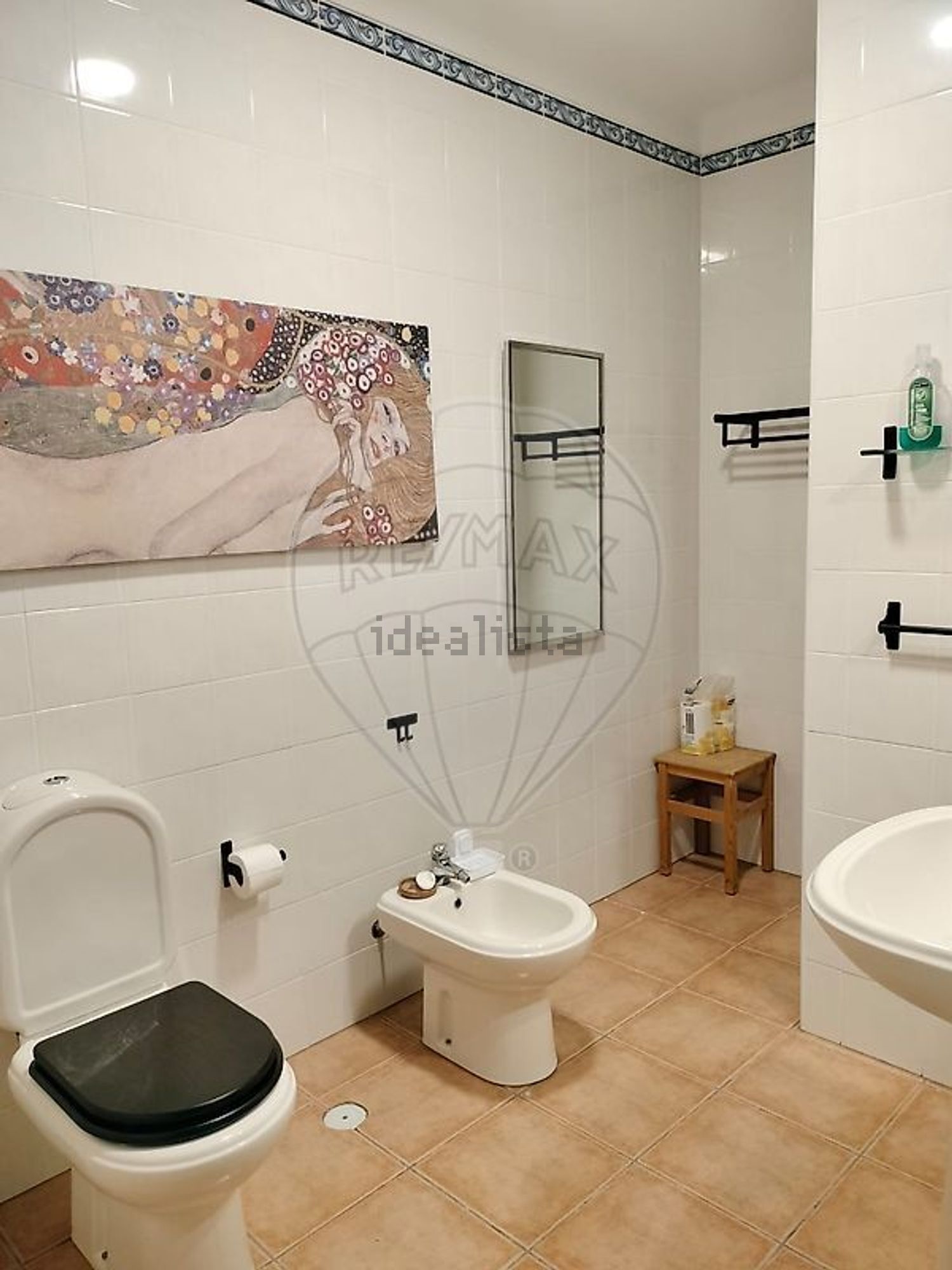 小楼房或独栋别墅出售在Rua Monte de Ratinho - 卫生间