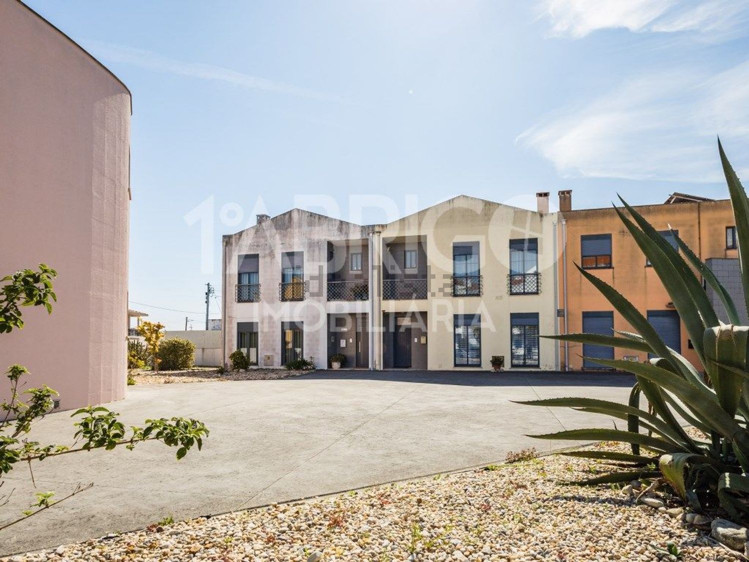 联排别墅出售在Rua Vila Real de Santo António, 45 j - 外立面