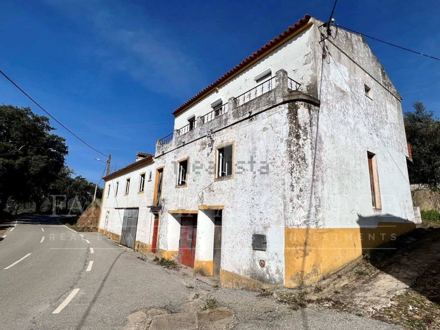 小楼房或独栋别墅出售在Reguengo e São Julião - 外立面