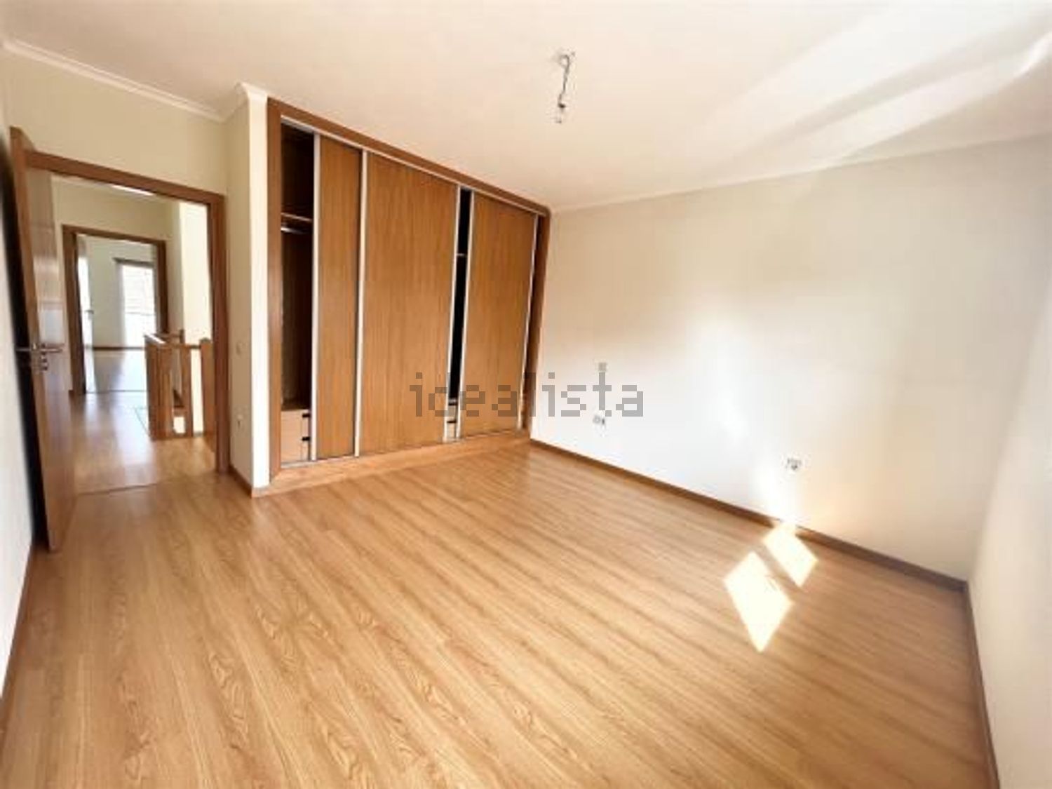 小楼房或独栋别墅出售在Constantim e Vale de Nogueiras - 卧室