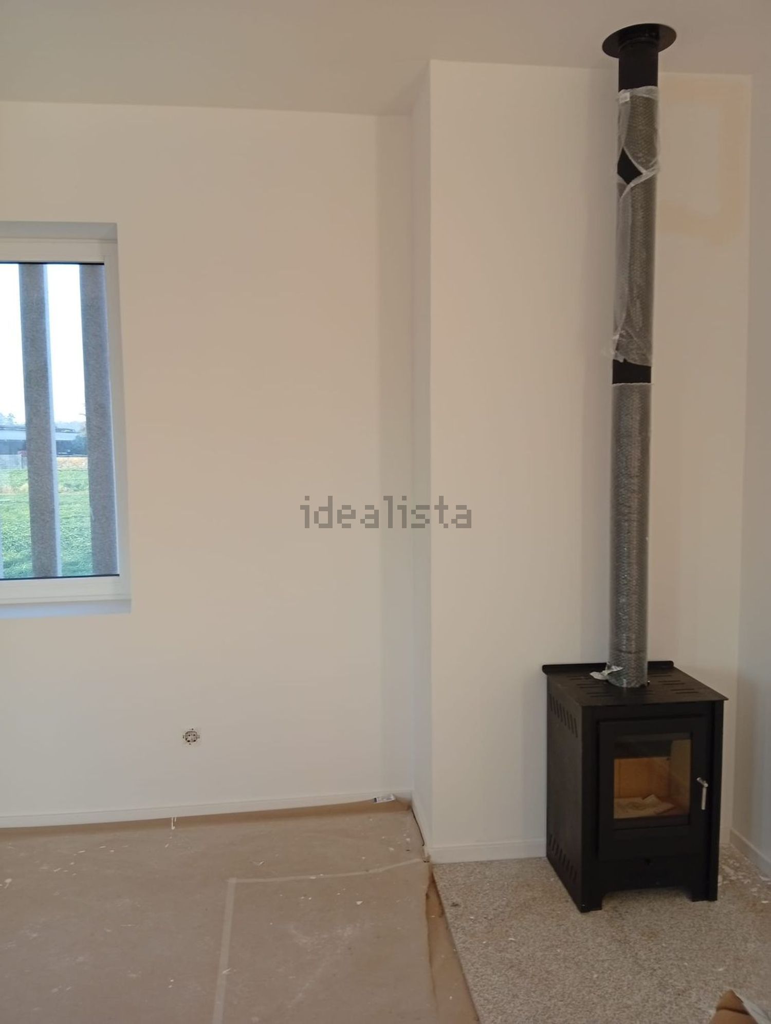 出租公寓 t2在Rua Central de Modivas de Baixo, 476 - 客厅
