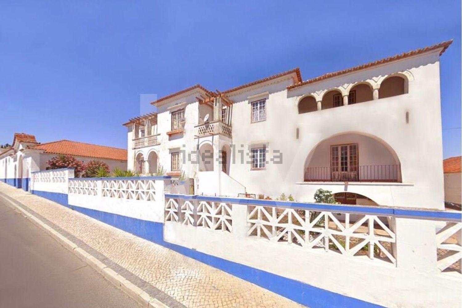 小楼房或别墅出售在Rua de Olivença s/n - 照片