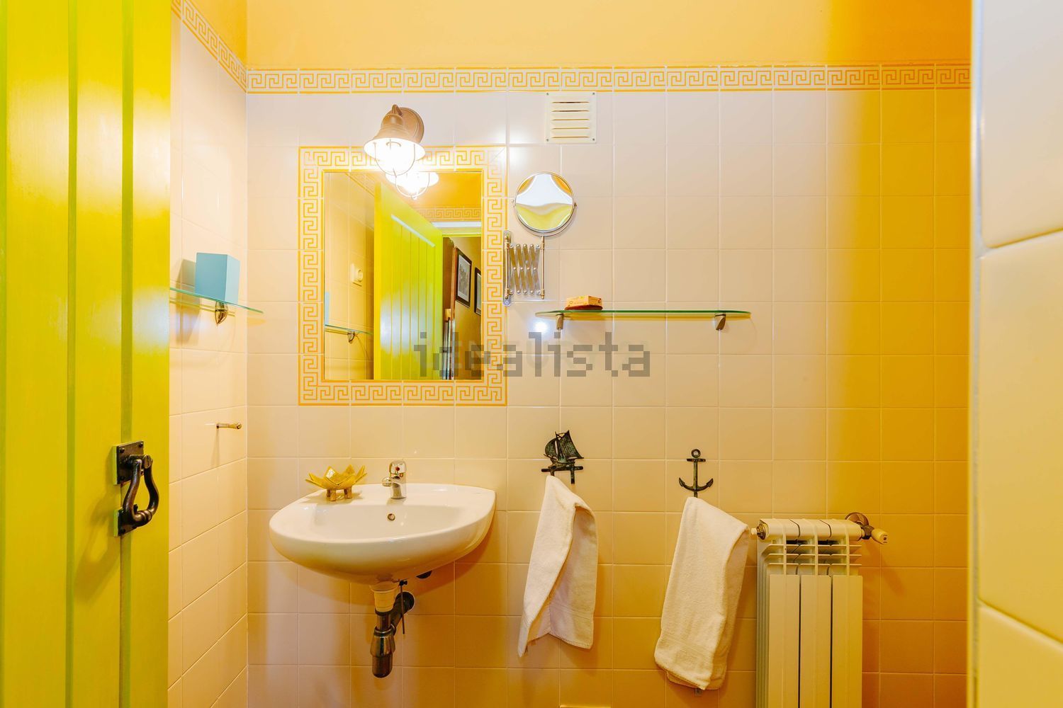 小楼房或独栋别墅出售在Avenida do Mar - 卫生间