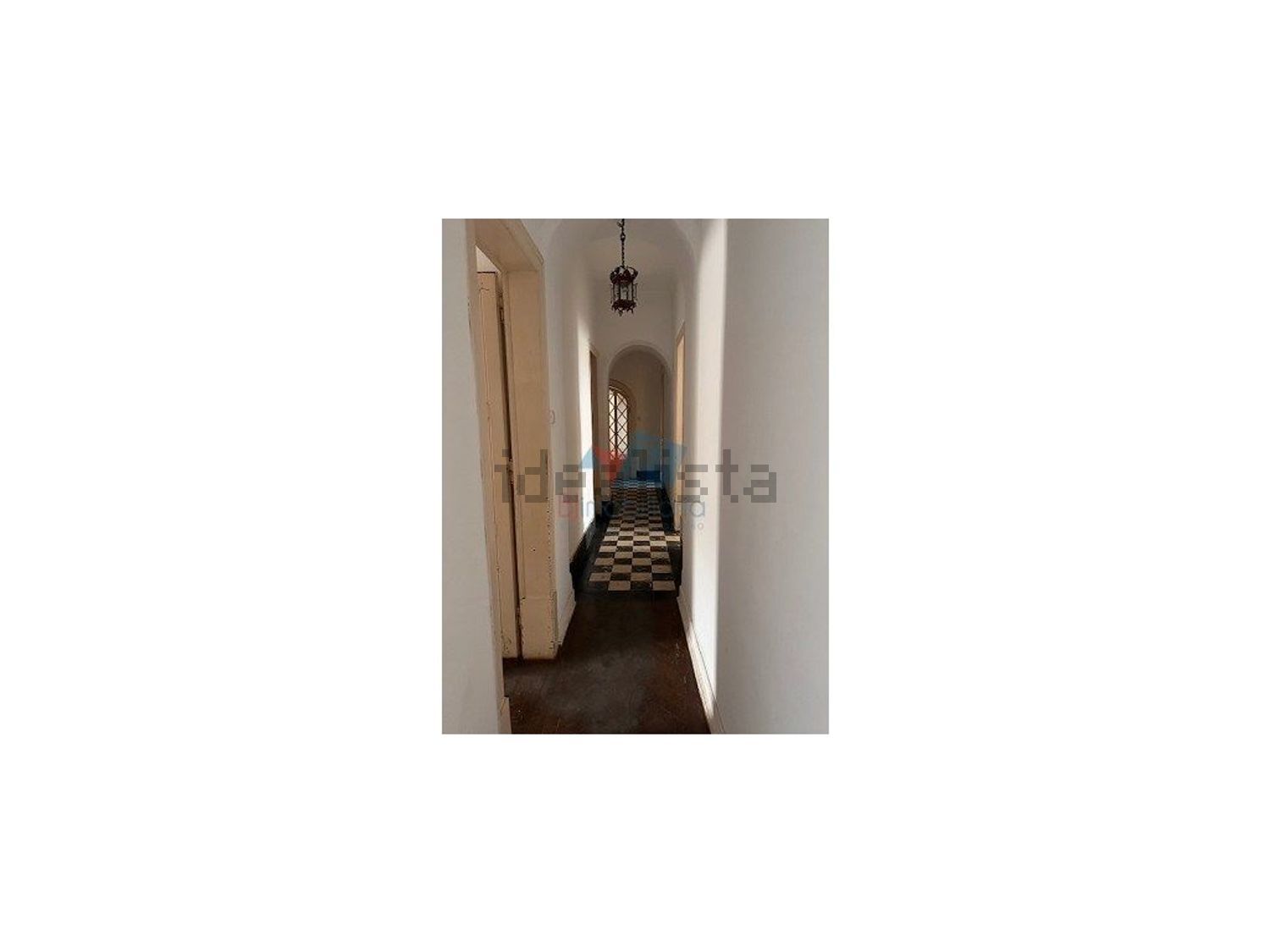 小楼房或独栋别墅出售在Salvador e Santa Maria da Feira - 过道